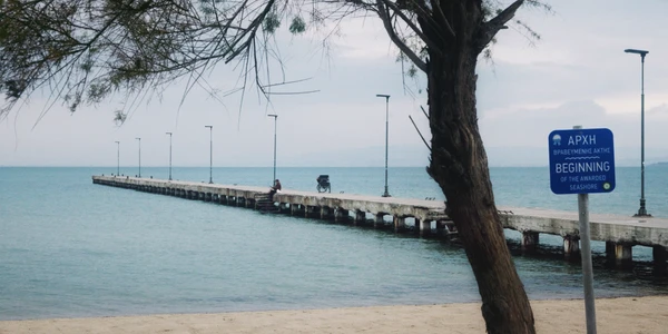 Stranded in Paradise — still 1